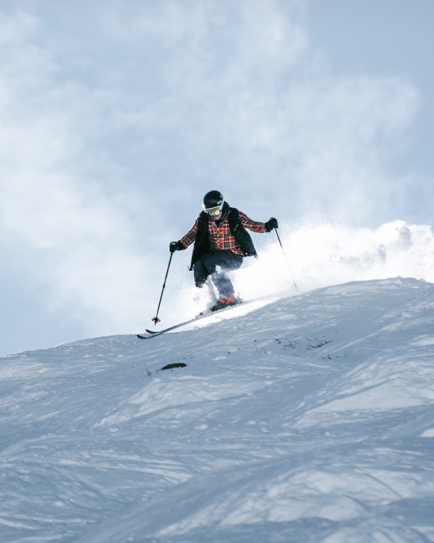  Je débute au ski : comment m’orienter sur les pistes pour bien commencer ?