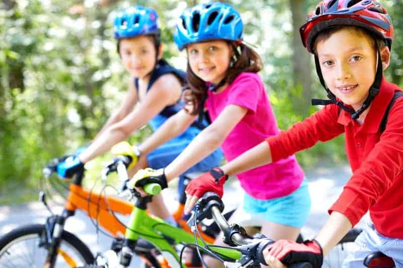 L'assurance extrascolaire : est-elle vraiment nécessaire pour protéger votre enfant au quotidien ?